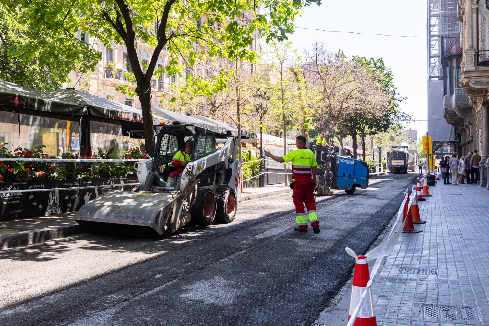 Asfaltado de Aceras Madrid: Soluciones Efectivas y Duraderas Estabilización de suelos con suelo cemento en Madrid para naves logísticas.